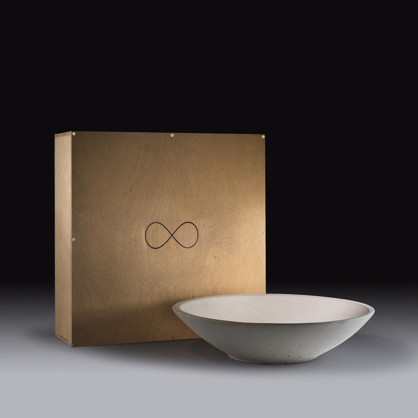 Concrete Infinity Bowl with Birch Presentation Crate White